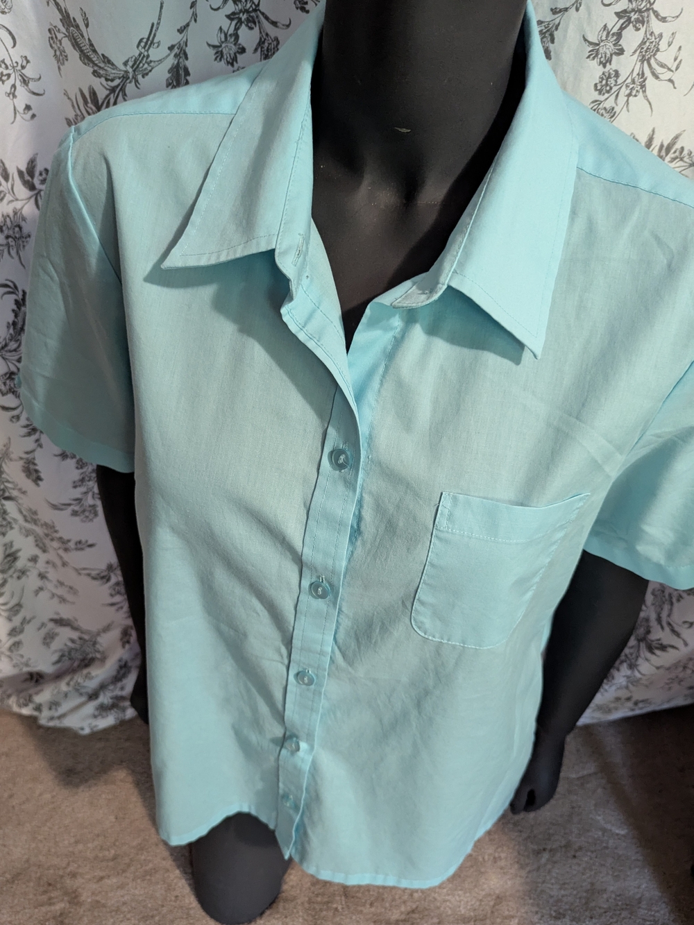 Women's's Light Aqua Short-Sleeve Shirt
